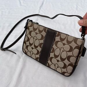 NWOT vintage Coach Slim Demi Signature Crossbody bag